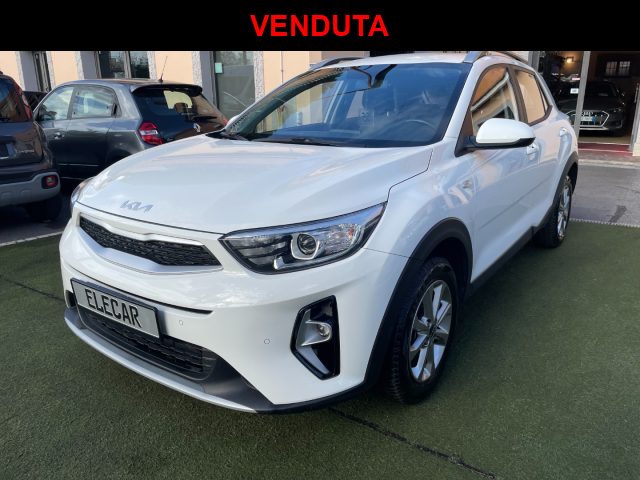 KIA Stonic Bianco pastello