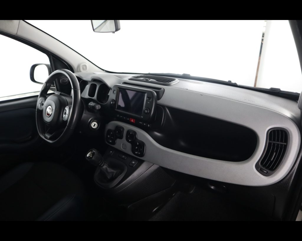 FIAT Panda 1.0 firefly hybrid City Cross s&s 70cv 5p.ti - 16