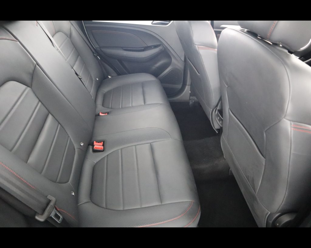 MG ZS 1.5 Classic Luxury - 18
