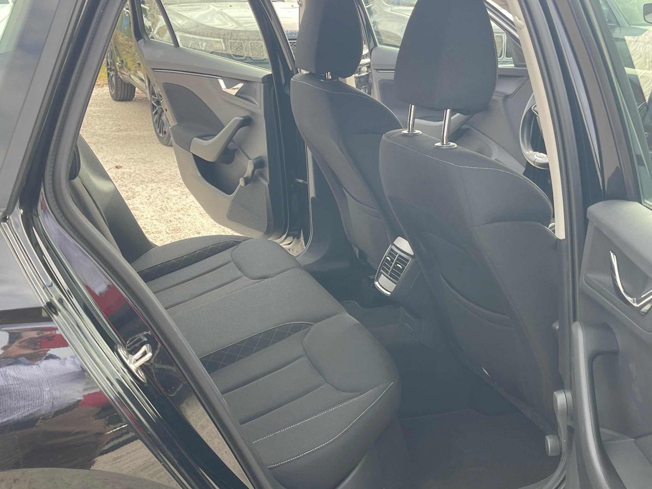 SKODA Kamiq 1.0 TSI 110 CV Ambition PREZZO VERO - 29