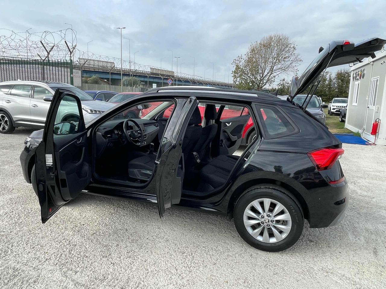 SKODA Kamiq 1.0 TSI 110 CV Ambition PREZZO VERO - 31