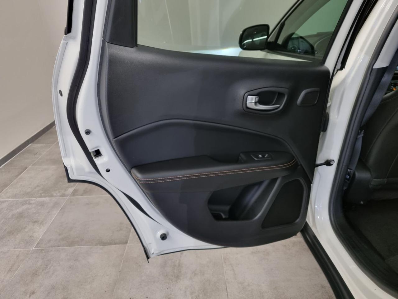 JEEP Compass 1.4 MultiAir 170 CV aut. 4WD Limited - 32