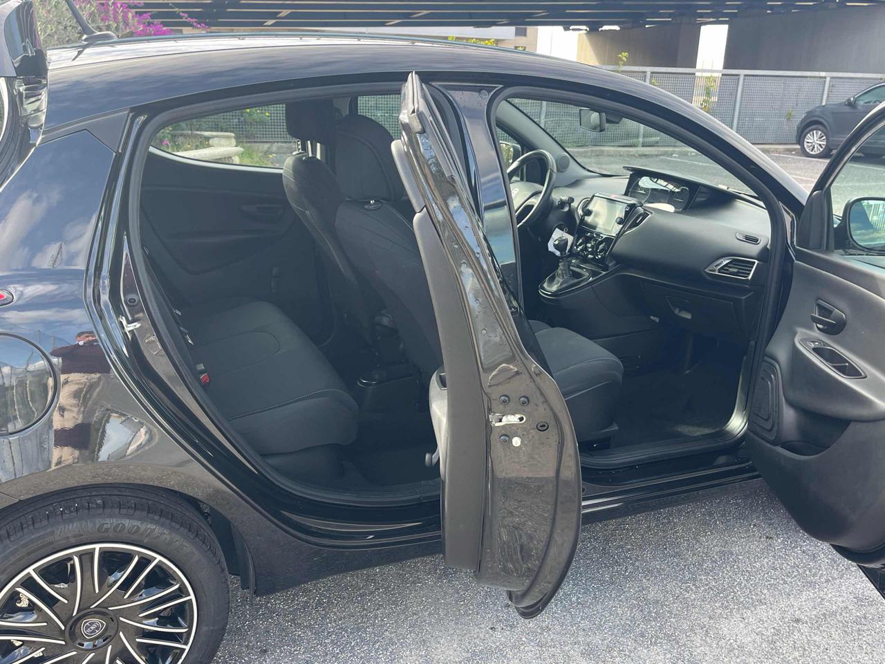 LANCIA Ypsilon 1.0 FireFly 5 porte S&S Hybrid Gold - 9