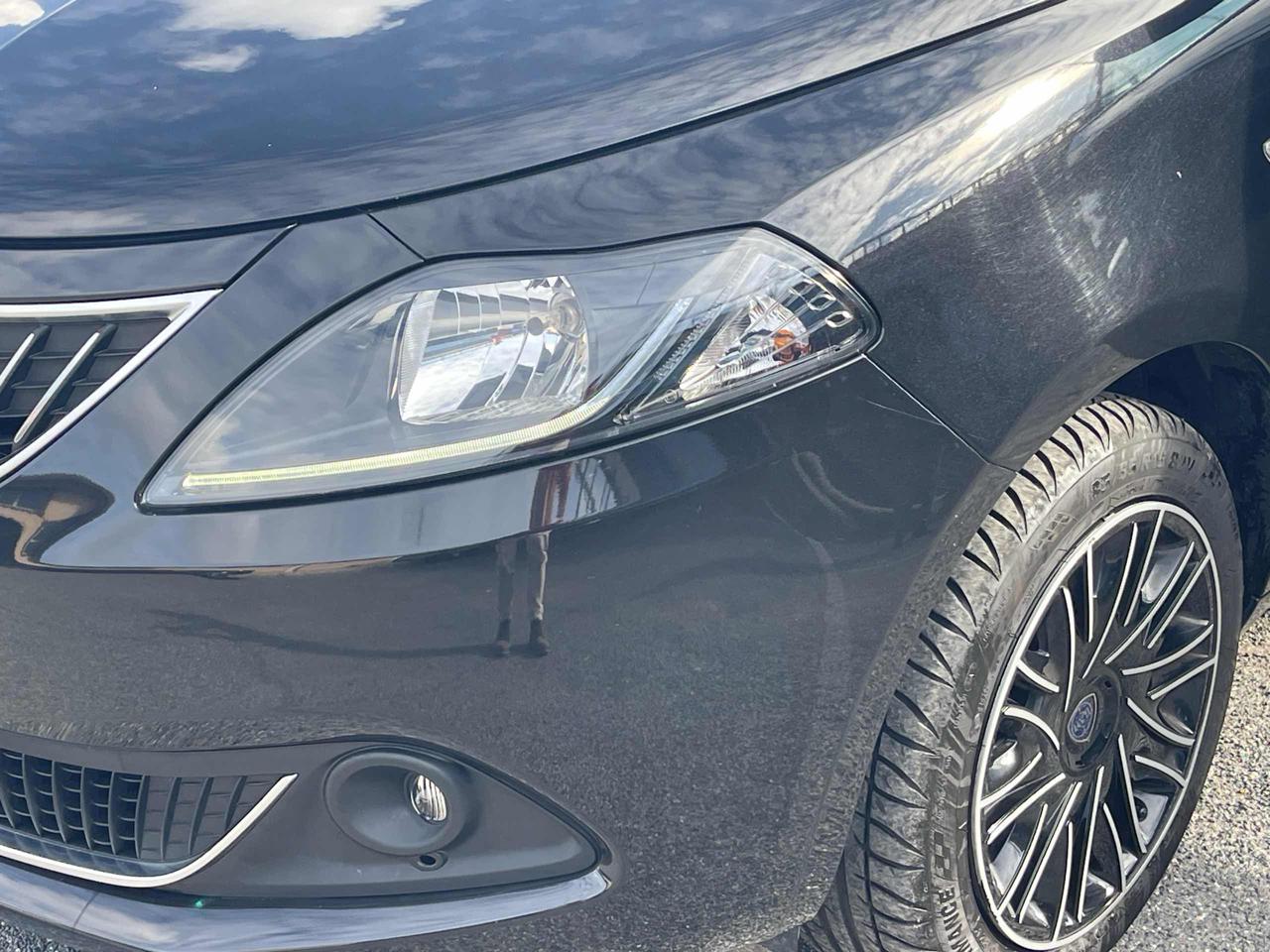 LANCIA Ypsilon 1.0 FireFly 5 porte S&S Hybrid Gold - 3