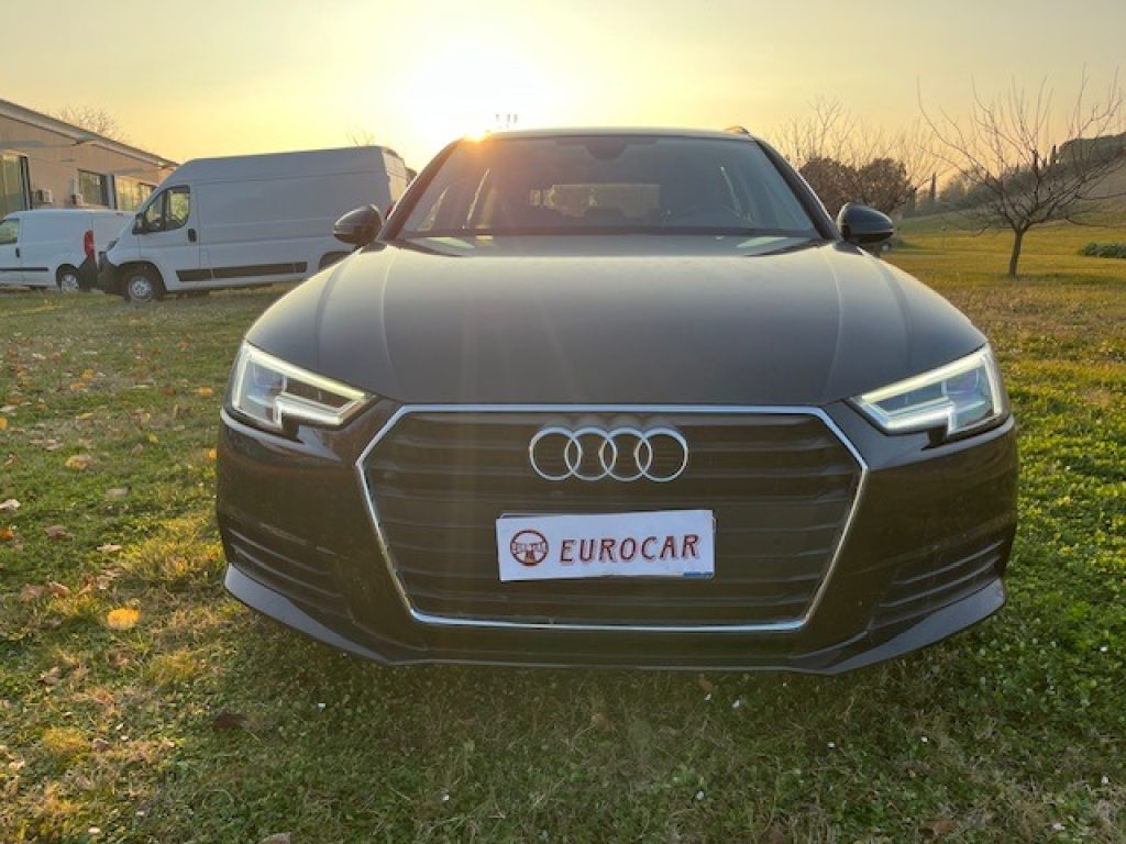 AUDI A4 Avant 35 TDI S tronic Business - 2