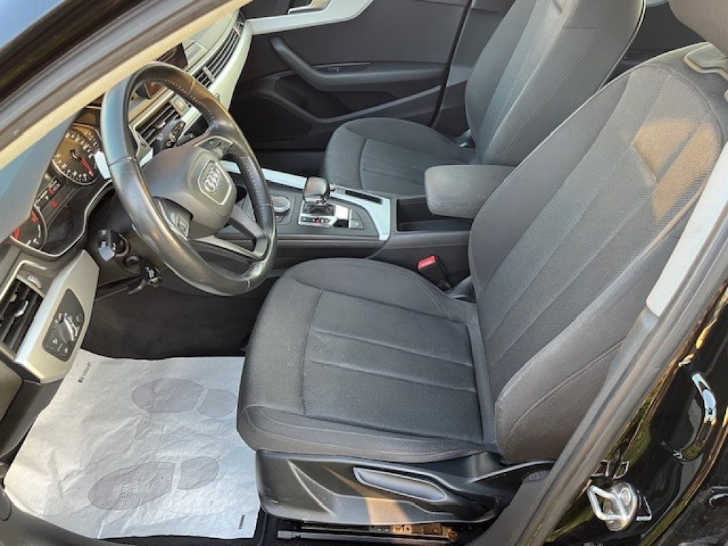 AUDI A4 Avant 35 TDI S tronic Business - 10