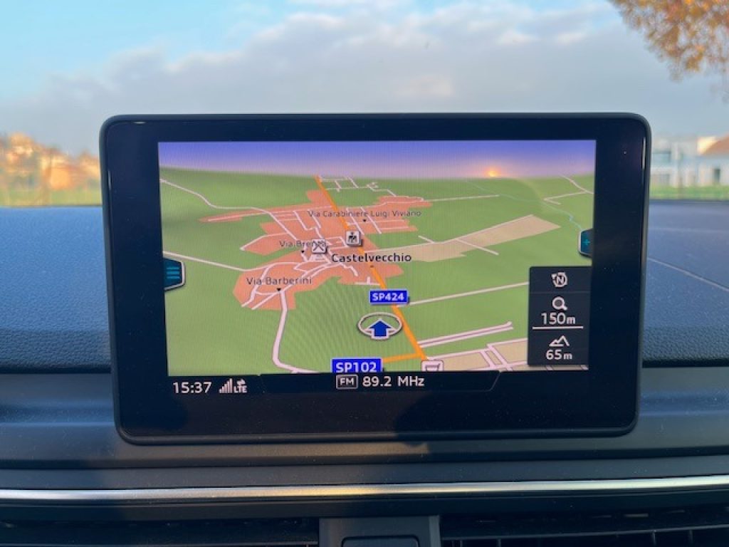 AUDI A4 Avant 35 TDI S tronic Business - 19