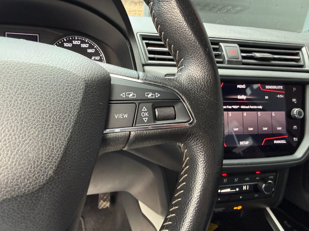 SEAT Arona 1.0 TSI XCELLENCE Full LED Camera ACC ParkAssist - 12