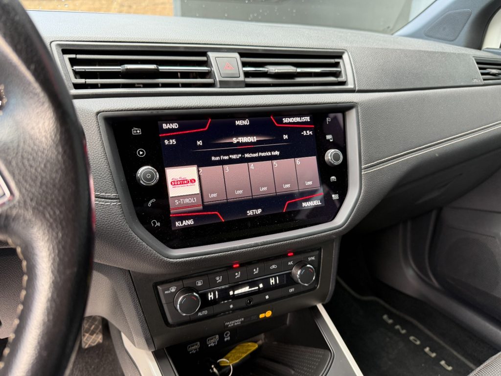 SEAT Arona 1.0 TSI XCELLENCE Full LED Camera ACC ParkAssist - 13