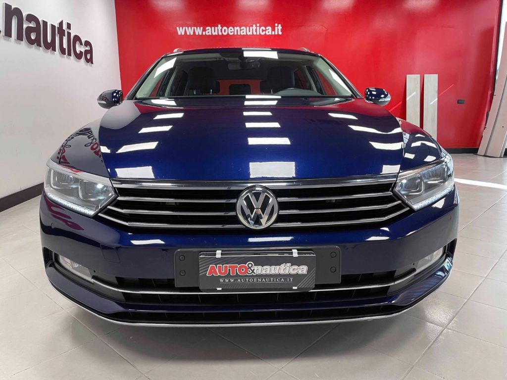 VOLKSWAGEN Passat Variant 2.0 TDI DSG Executive BlueMotion Tech. - 4