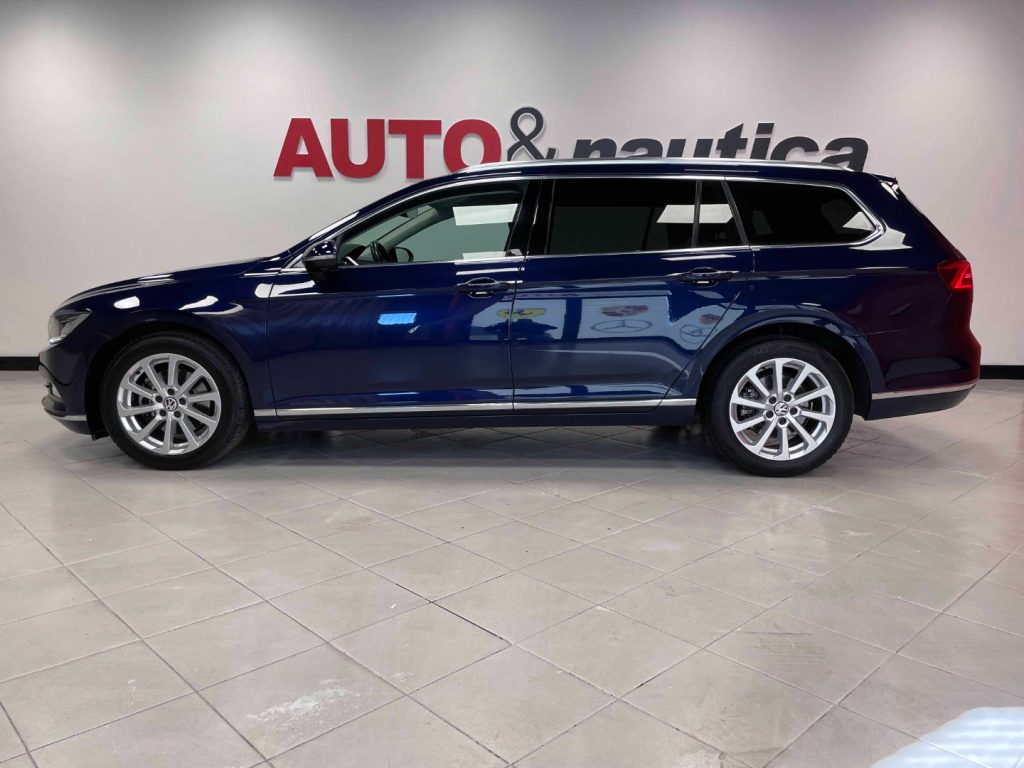VOLKSWAGEN Passat Variant 2.0 TDI DSG Executive BlueMotion Tech. - 6