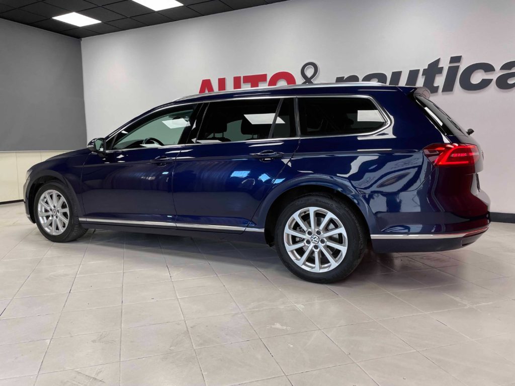 VOLKSWAGEN Passat Variant 2.0 TDI DSG Executive BlueMotion Tech. - 7
