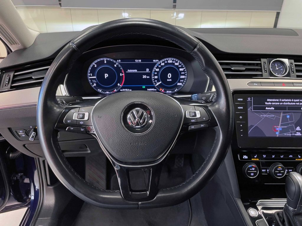 VOLKSWAGEN Passat Variant 2.0 TDI DSG Executive BlueMotion Tech. - 19