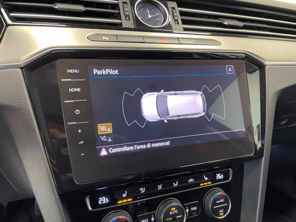 VOLKSWAGEN Passat Variant 2.0 TDI DSG Executive BlueMotion Tech. - 26