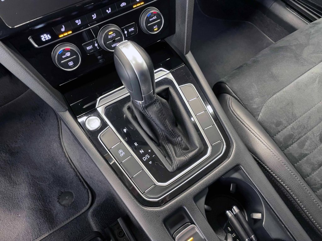 VOLKSWAGEN Passat Variant 2.0 TDI DSG Executive BlueMotion Tech. - 28