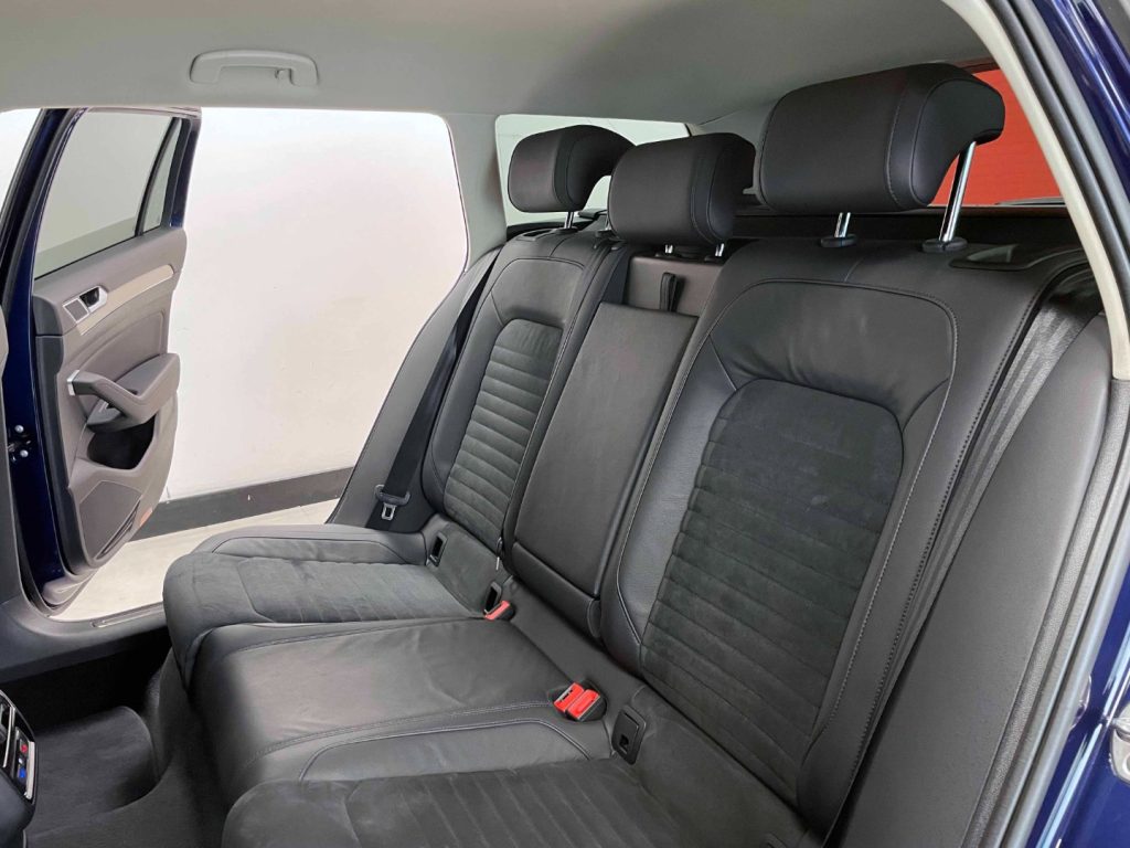 VOLKSWAGEN Passat Variant 2.0 TDI DSG Executive BlueMotion Tech. - 29
