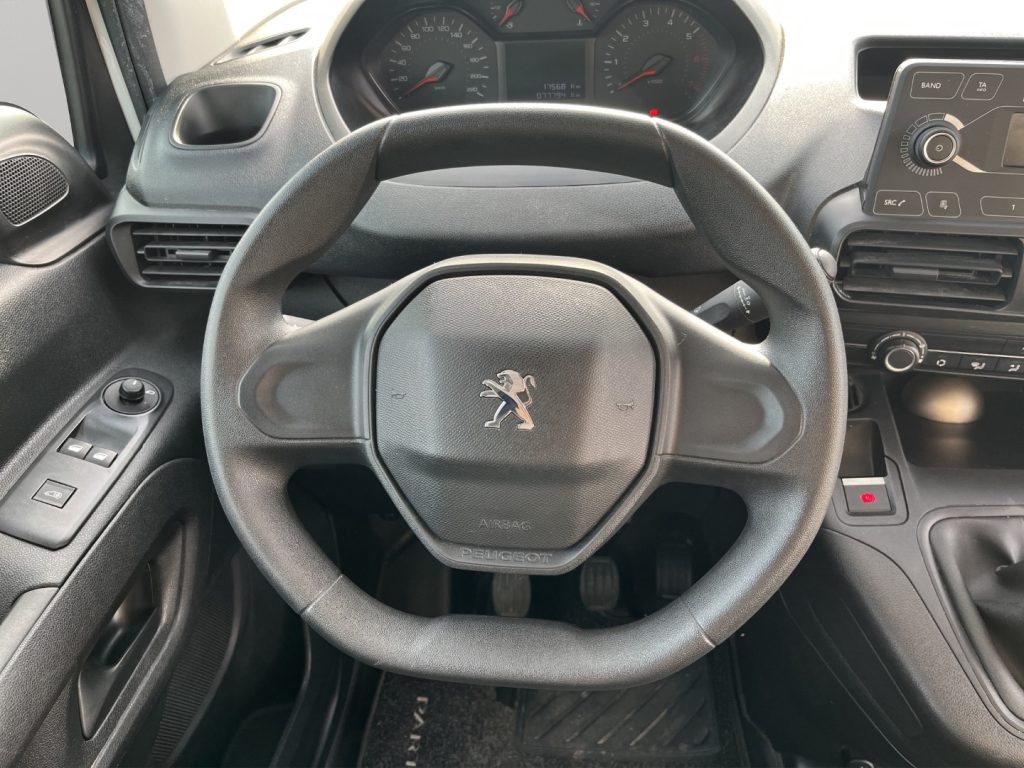 PEUGEOT Partner 1.5HDi MAXI ALLESTITO 3POSTI - 10
