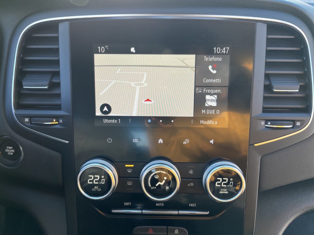 RENAULT Megane 1.5dCi 115CV AUTOCARRO N1 - 14