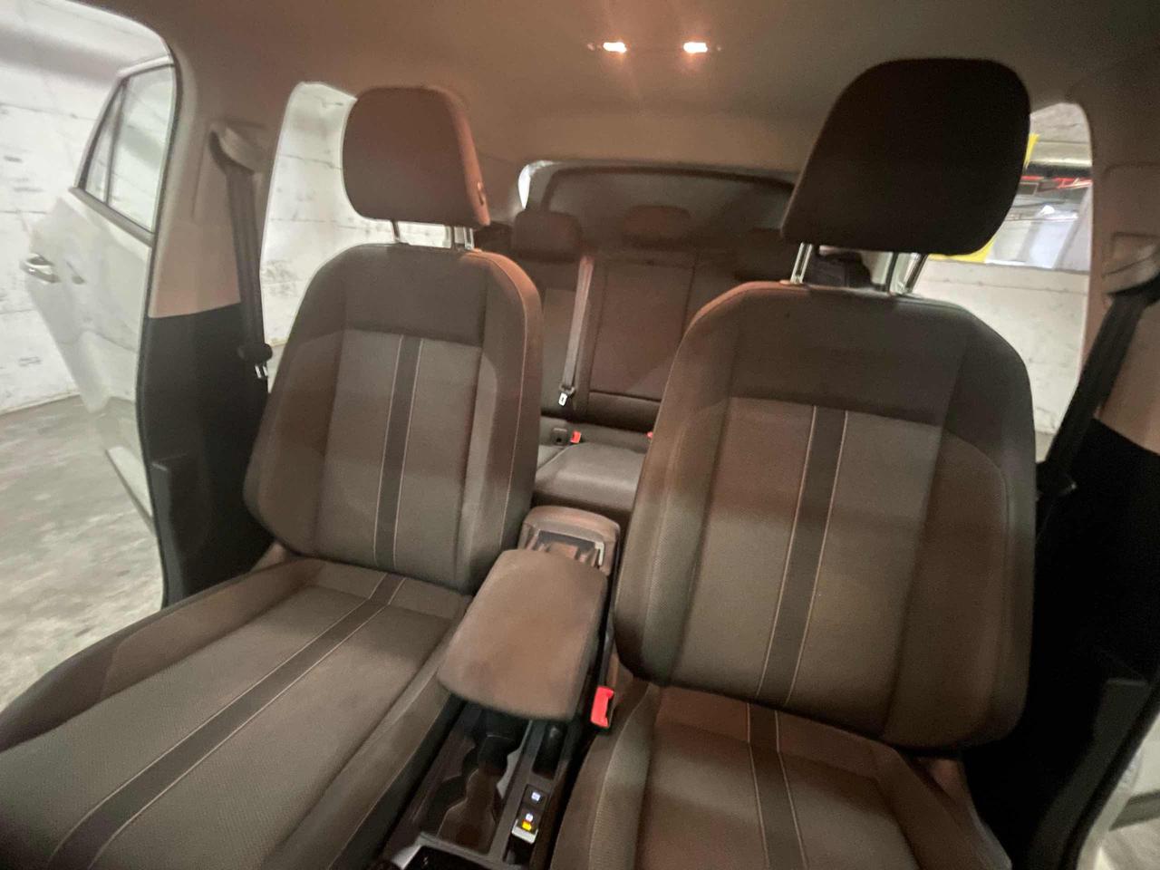 VOLKSWAGEN T-Roc 1.0 TSI Life - 24