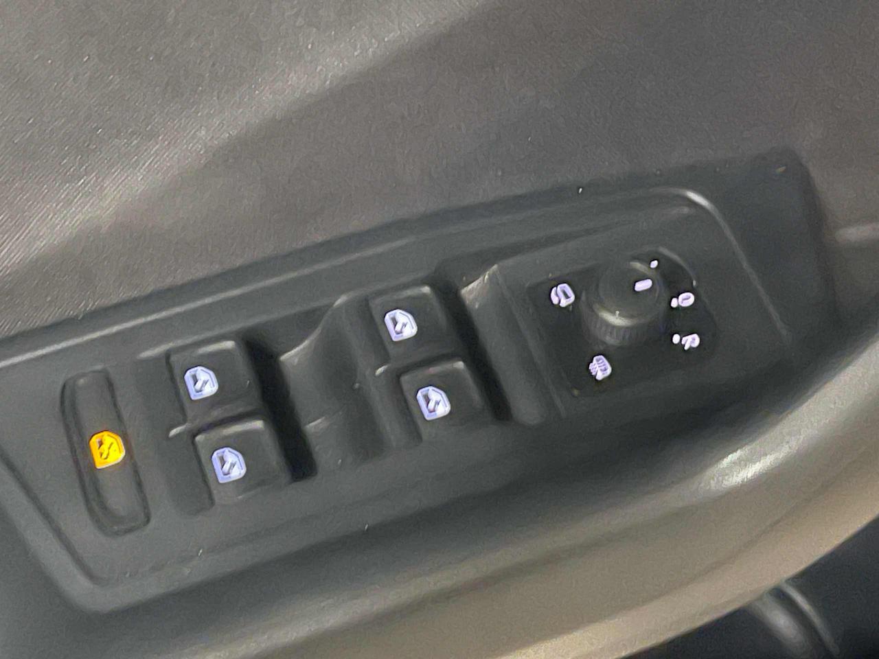 VOLKSWAGEN T-Roc 1.0 TSI Life - 18