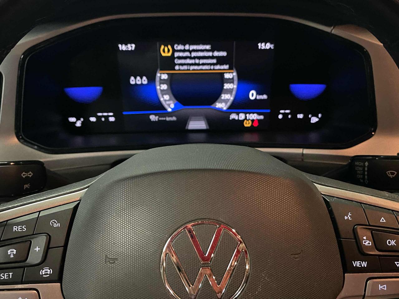 VOLKSWAGEN T-Roc 1.0 TSI Life - 12