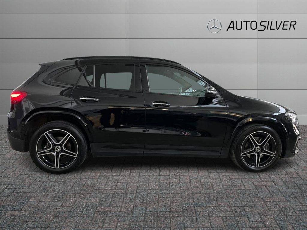 MERCEDES-BENZ GLA 200 d Automatic 4Matic AMG Line ADVANCED PLUS - 5