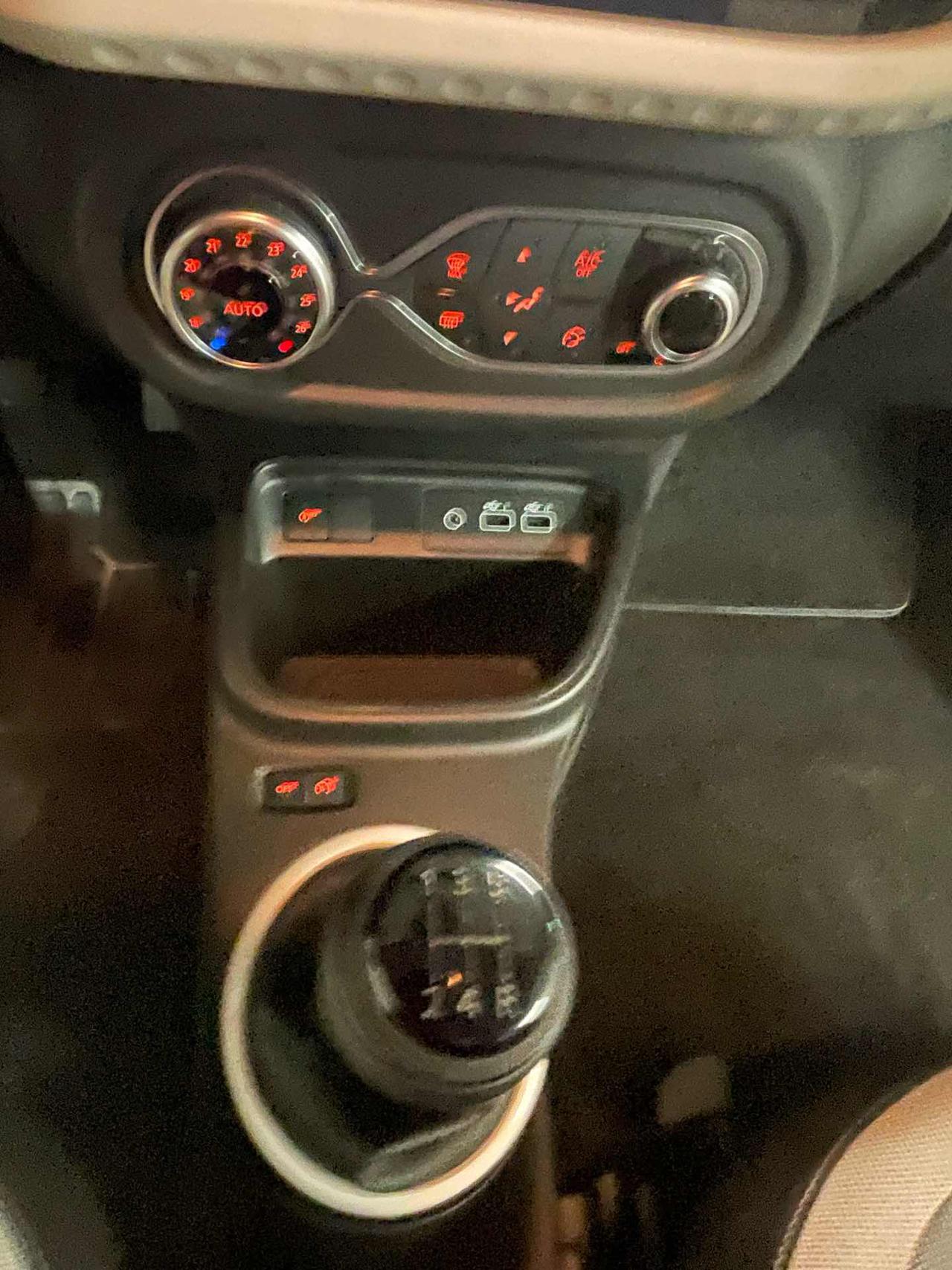 RENAULT Twingo SCe 65 CV Equilibre PREZZO VERO - 18