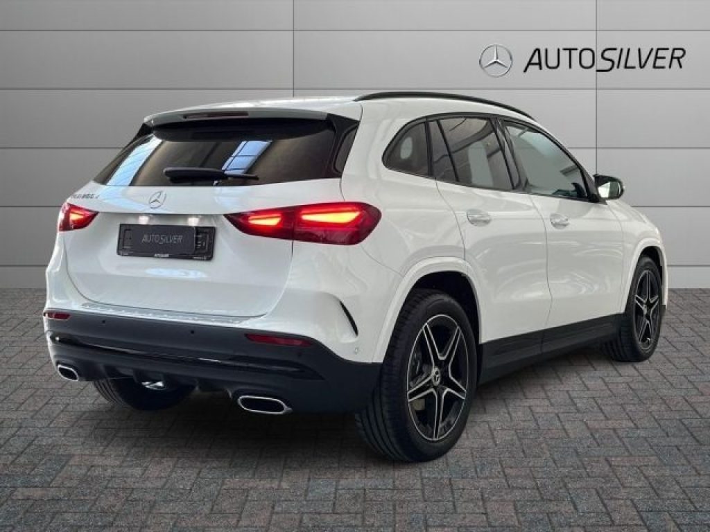 MERCEDES-BENZ GLA 200 d Automatic AMG Line Advanced Plus - 2