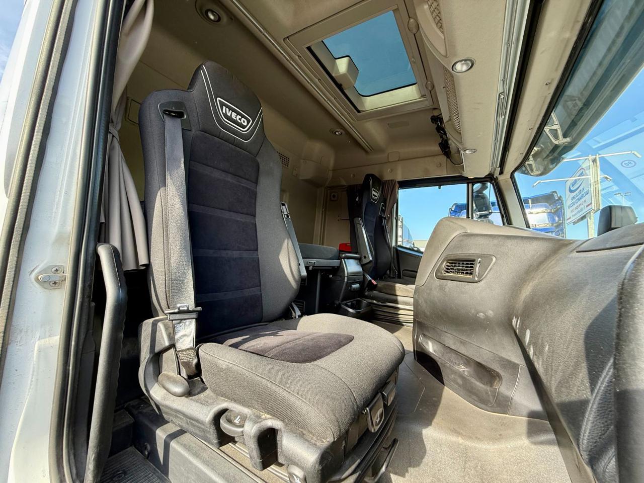 IVECO STRALIS X-WAY 480 HI-TRACTION 4x4 - 10