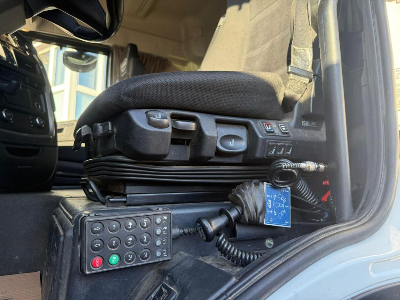 IVECO X-WAY 480 HI-TRACTION 4x4 - 7