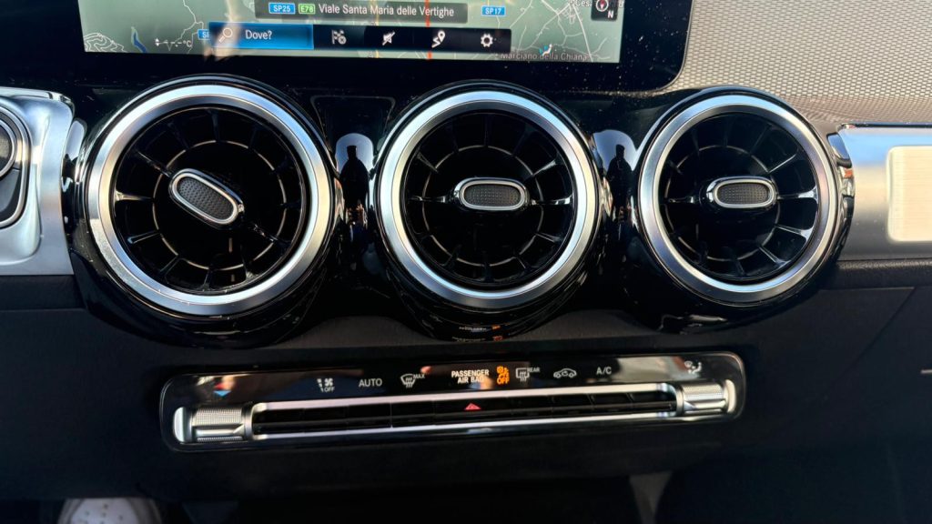 MERCEDES-BENZ GLB 180 d Automatic Business Extra - 18