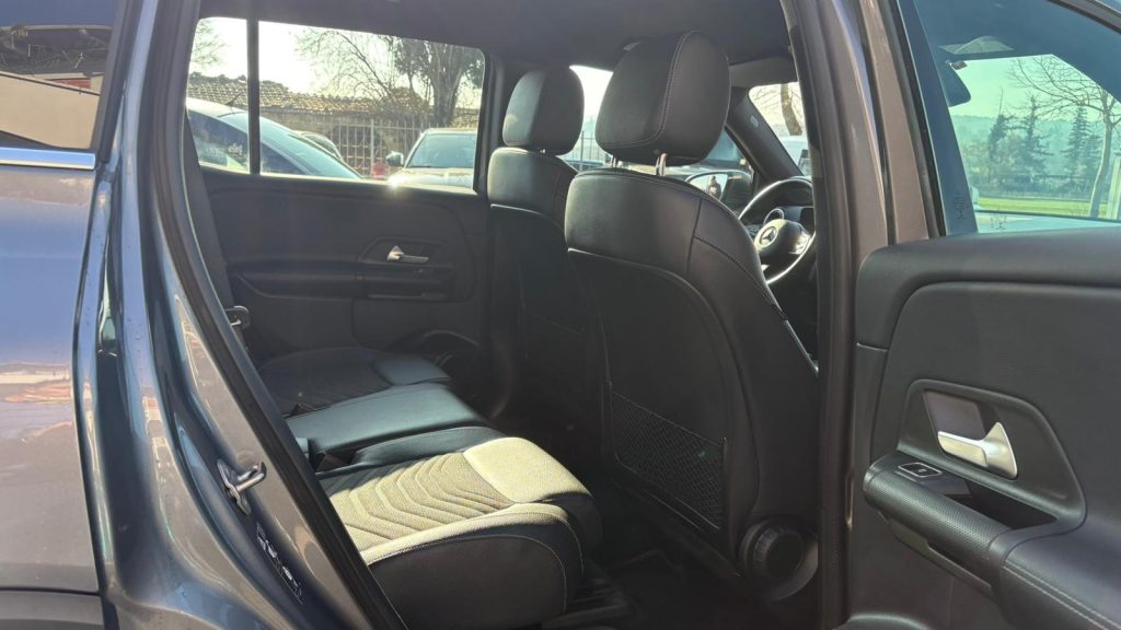 MERCEDES-BENZ GLB 180 d Automatic Business Extra - 26