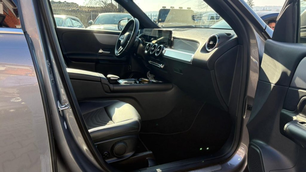 MERCEDES-BENZ GLB 180 d Automatic Business Extra - 27