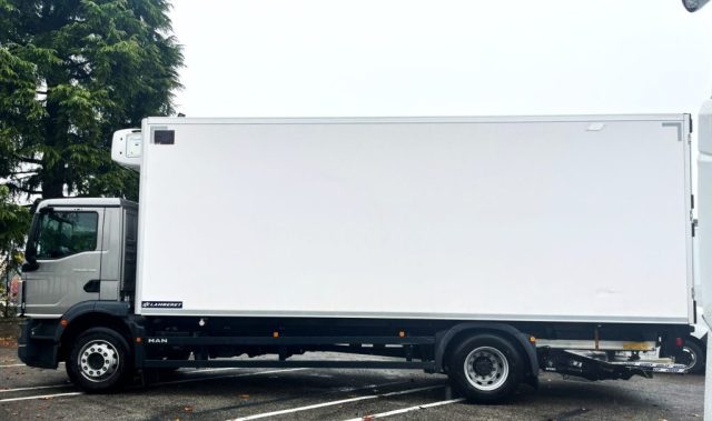 MAN  Grigio pastello