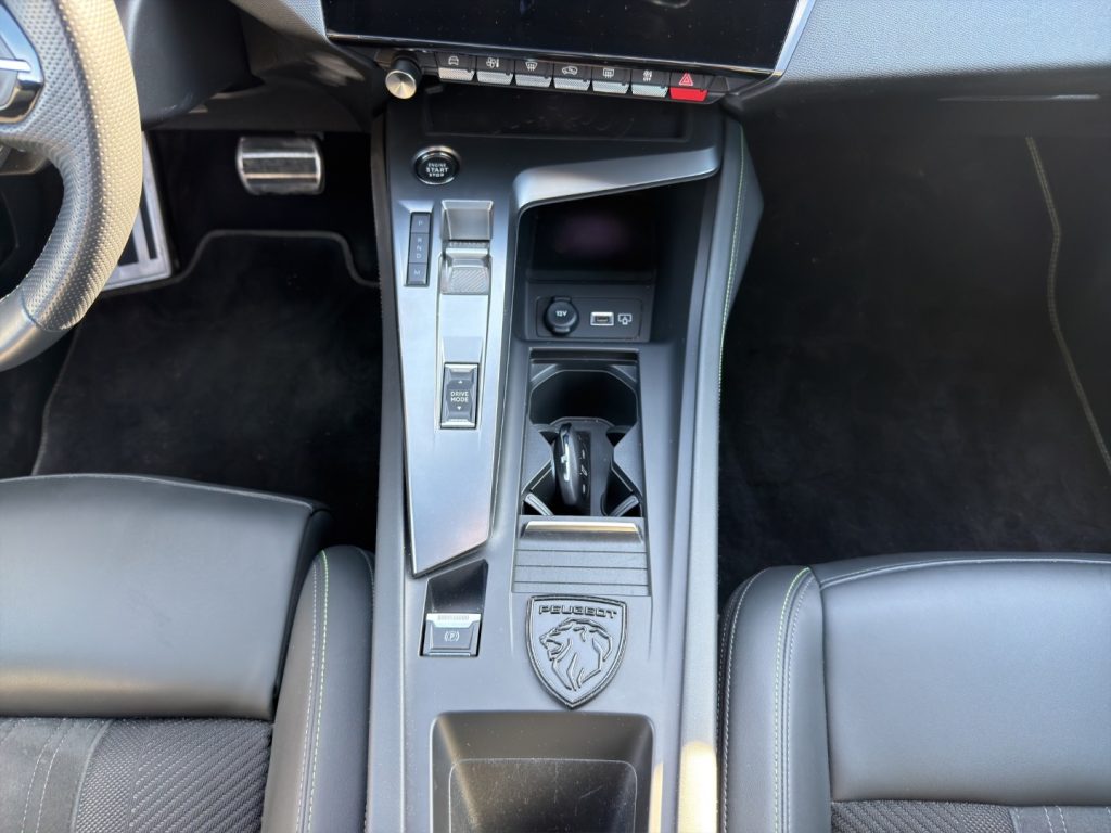 PEUGEOT 308 BlueHDi 130 S&S EAT8 GT - 16