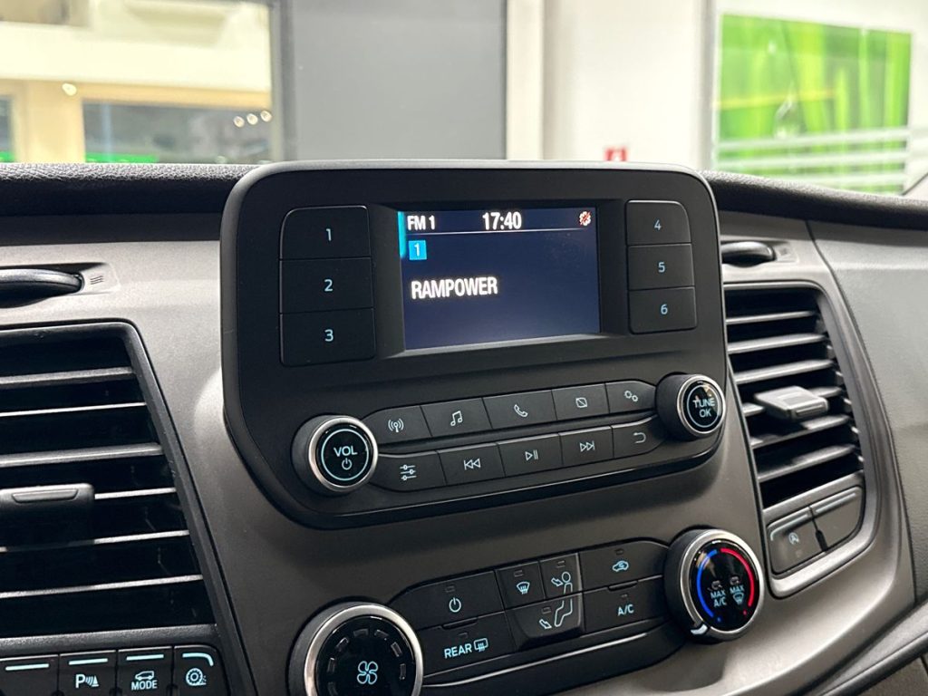 FORD Transit Custom 320 2.0 EcoBlue 130 PC Combi Trend - 15