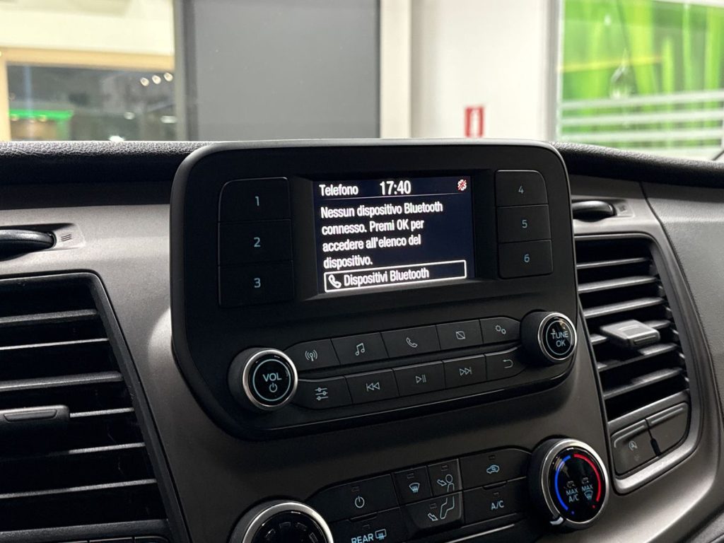 FORD Transit Custom 320 2.0 EcoBlue 130 PC Combi Trend - 16