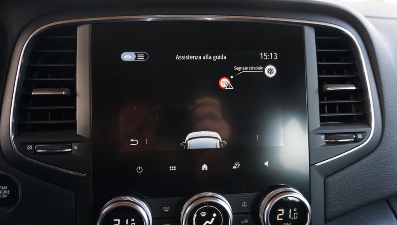 RENAULT Megane Mégane Sporter Blue dCi 115 CV EDC Equilibre - 24