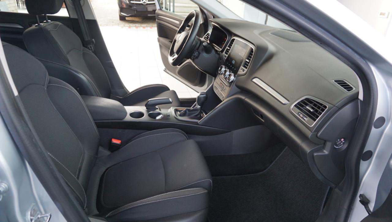 RENAULT Megane Mégane Sporter Blue dCi 115 CV EDC Equilibre - 31