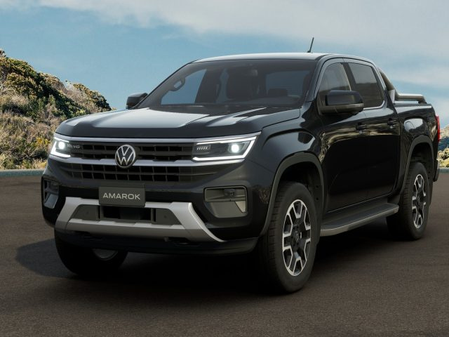 VOLKSWAGEN Amarok Nero metallizzato
