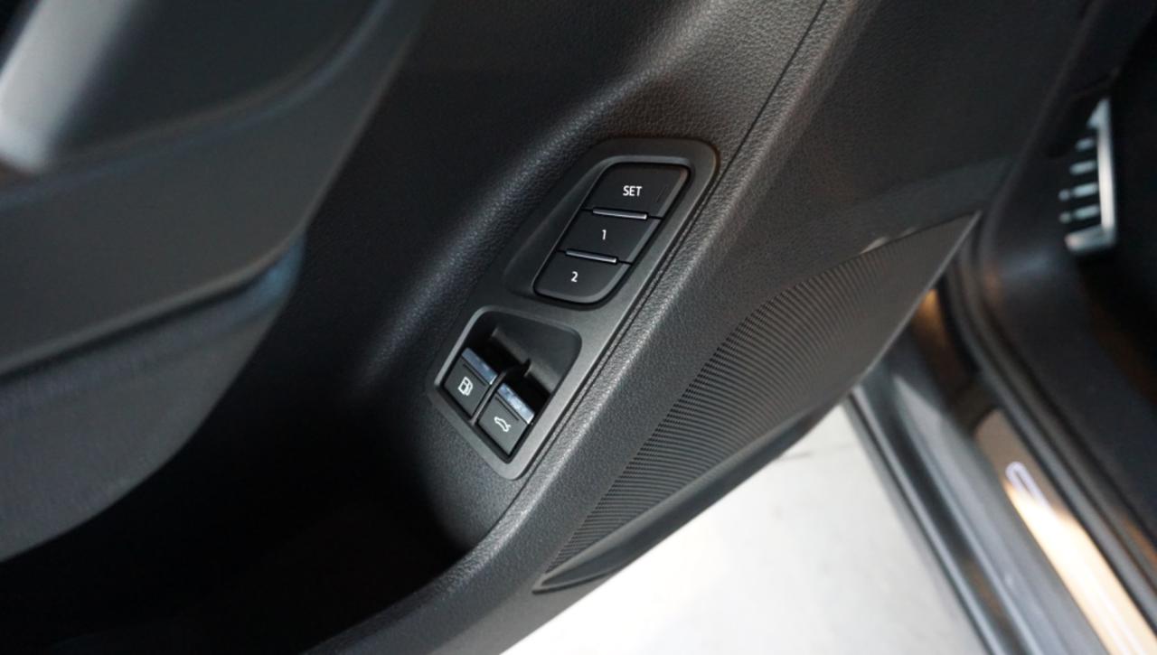 AUDI Q3 SPB 45 TFSI e S tronic S line edition - 16