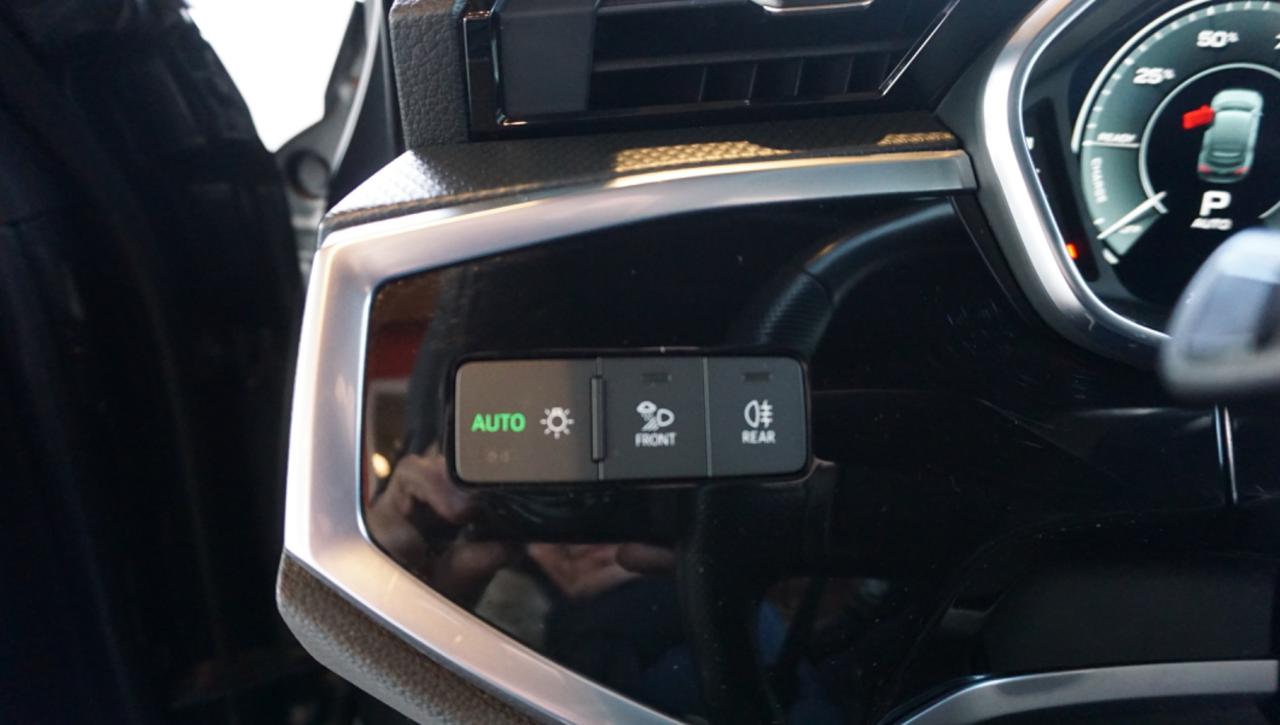 AUDI Q3 SPB 45 TFSI e S tronic S line edition - 21