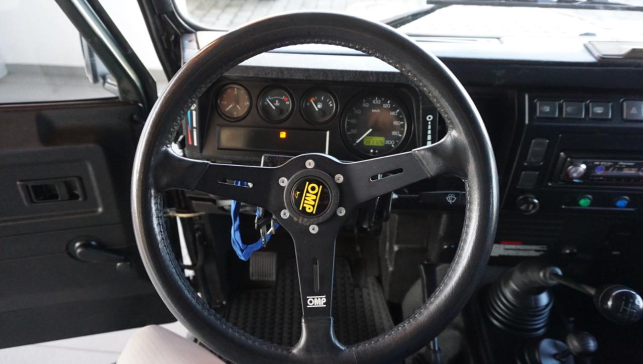 LAND ROVER Defender 110 2.5 Td5 cat S.W. S - 24