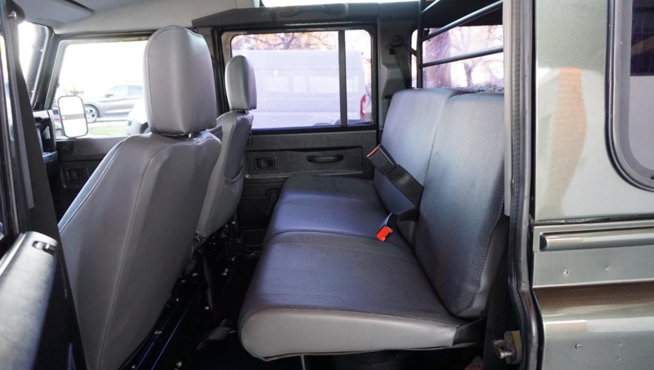 LAND ROVER Defender 110 2.5 Td5 cat S.W. S - 26