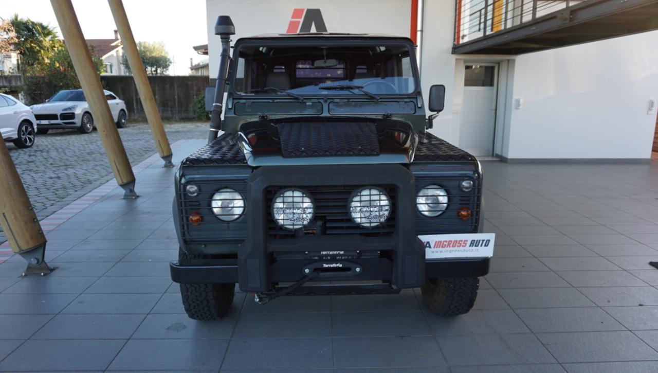 LAND ROVER Defender 110 2.5 Td5 cat S.W. S - 8
