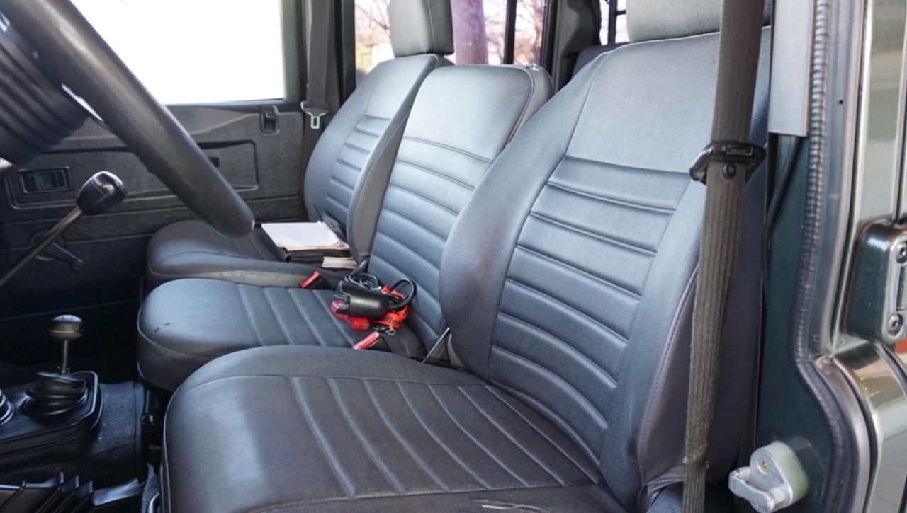 LAND ROVER Defender 110 2.5 Td5 cat S.W. S - 20