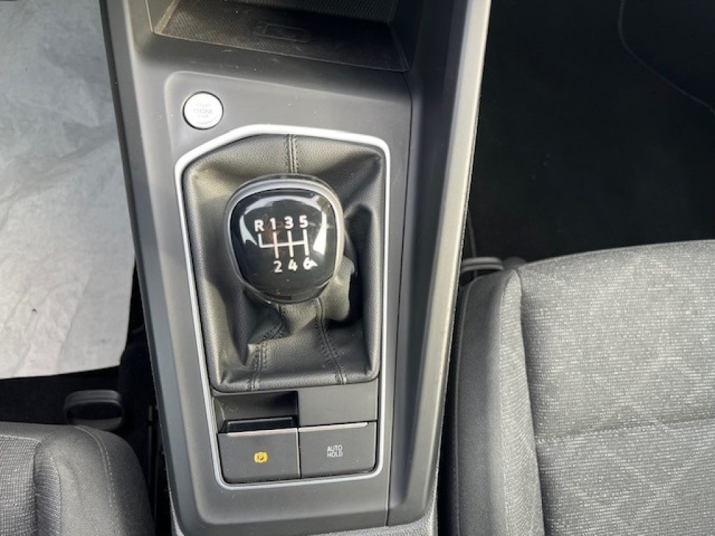 VOLKSWAGEN Golf 2.0 TDI 115 CV SCR Life - 24