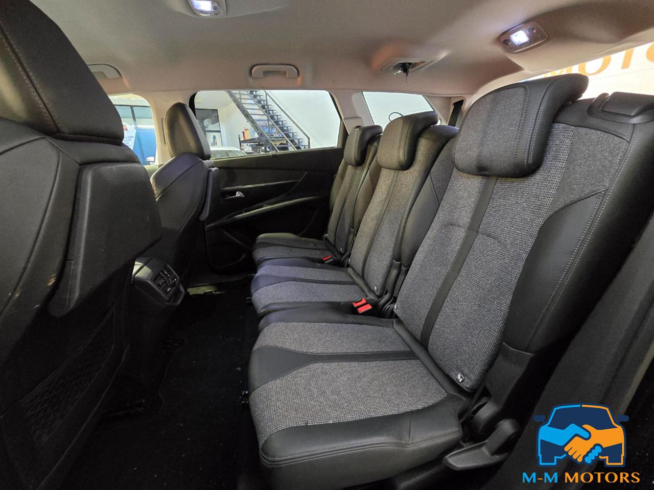 PEUGEOT 5008 BlueHDi 130 S&S EAT8 Allure Pack 7 POSTI - 19