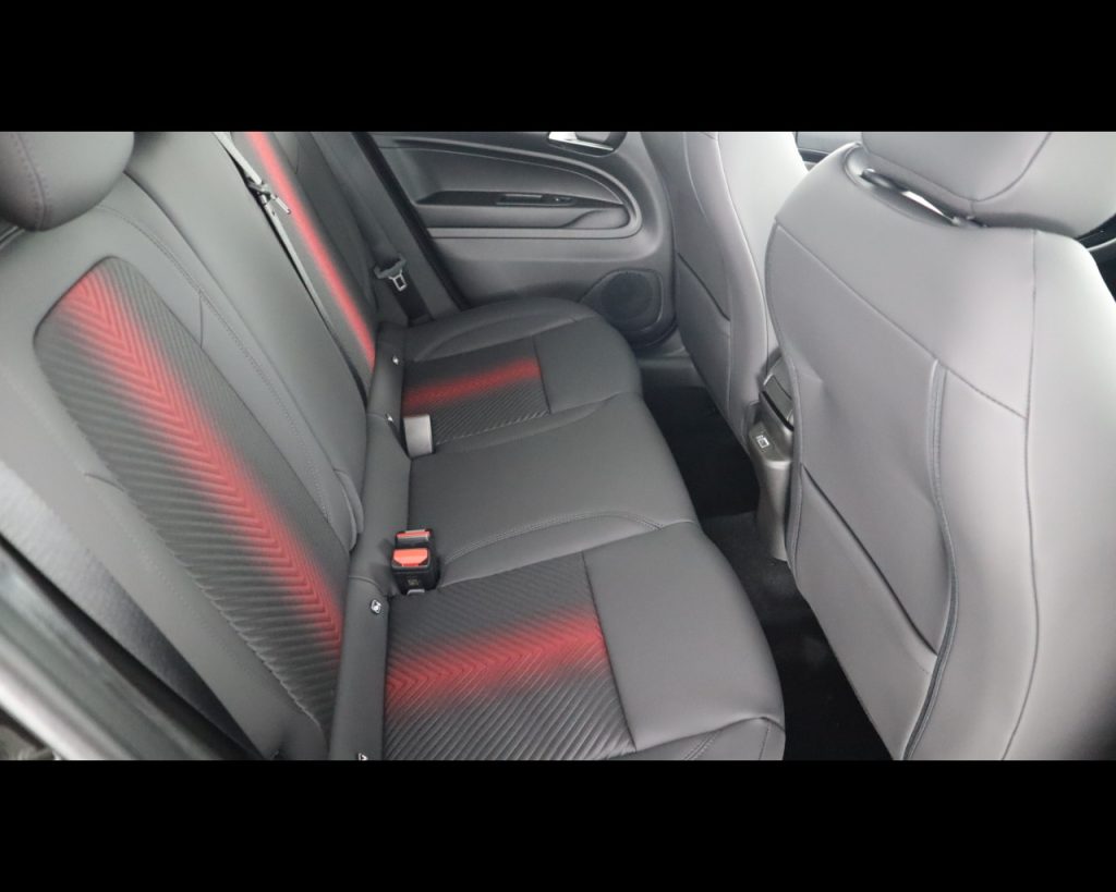 ALFA ROMEO Junior Ibrida Ibrida Speciale1.2 136cv Hybrid Edct6 - 18