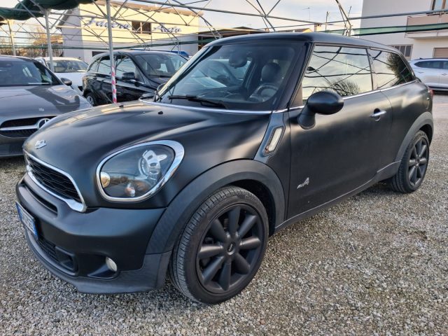 MINI Paceman Nero pastello